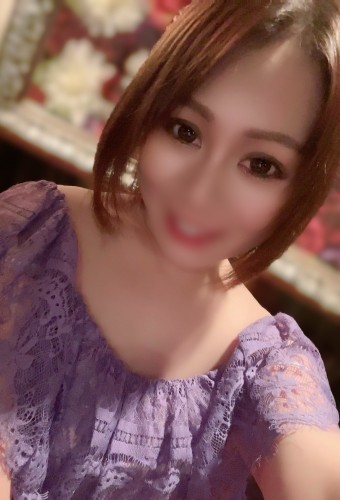 愛川もも