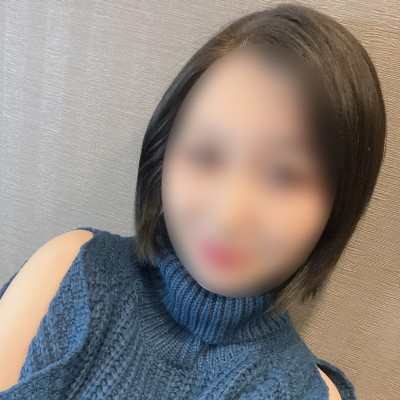 山田まや