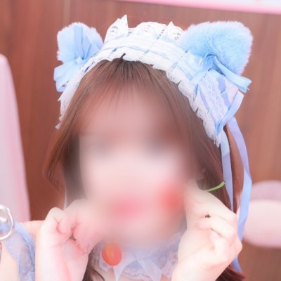 小坂カナ