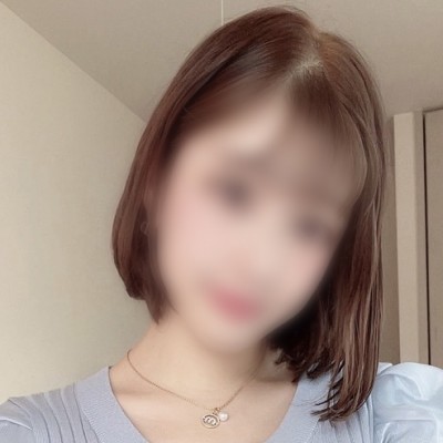 日南ラナ